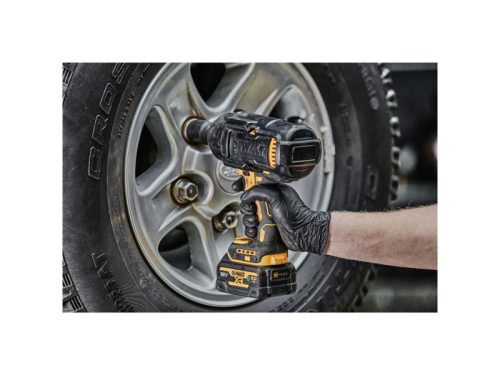 DEWALT Akkus ütvecsavarozó 18 V szk. nélküli 1/2" 1355/1898Nm (2 x 5,0 Ah akku + töltő)