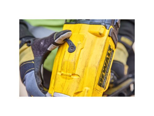 DEWALT Akkus szerkezetépítő szögbelövő 34° 18 V (2 x 5,0 Ah akku + töltő) kofferben