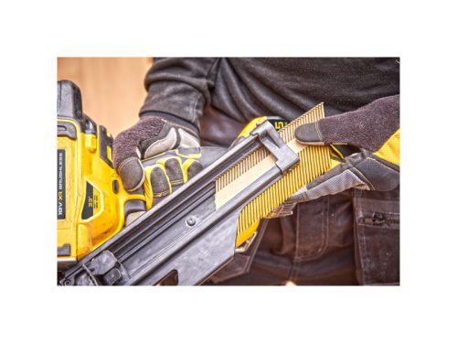 DEWALT Akkus szerkezetépítő szögbelövő 34° 18 V (2 x 5,0 Ah akku + töltő) kofferben