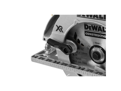 DEWALT Akkus körfűrész 184 mm 18 V (2 x 5,0 Ah akku + töltő) DCS572P2