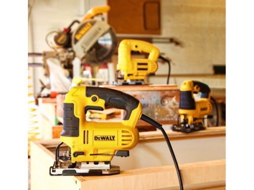 DEWALT Dekopírfűrész 650 W DWE349