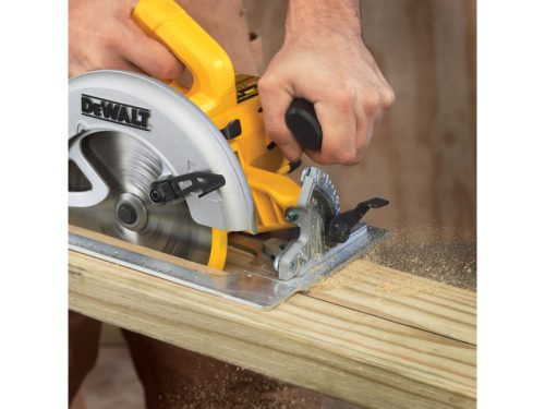 DEWALT Körfűrész 1600 W DWE575K