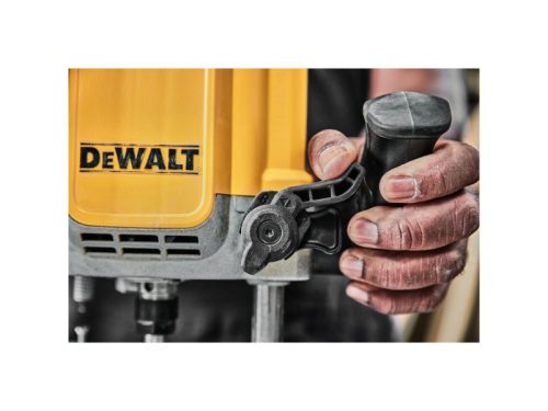 DEWALT Felsőmaró DWE625 (befogópatron: 6 - 12,7 mm) / 2000 W