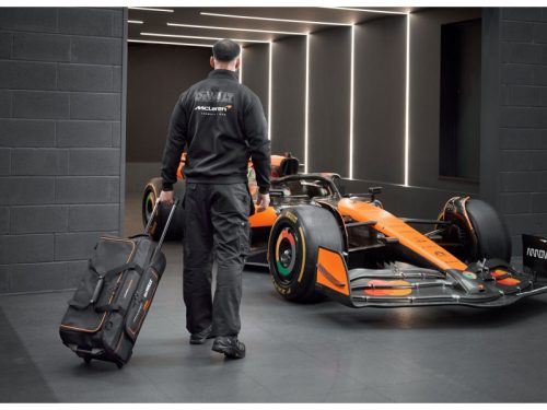 DEWALT/Mclaren DUFFLE BAG Kerekes szerszámos táska 28"-os