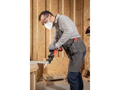 DCK Akkus szablyafűrész szénkefe nélküli 20 V (2 x 4,0 akku + töltő)