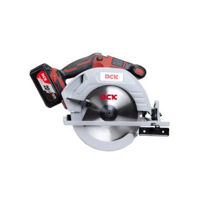   DCK Akkus körfűrész 185 mm szénkefe nélküli 20 V (2 x 4,0 Ah akku + töltő)