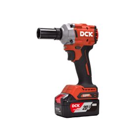   DCK Akkus ütvecsavarozó 1/2" 358 Nm szénkefe nélküli 20 V (2 x 5,0 Ah akku + töltő)