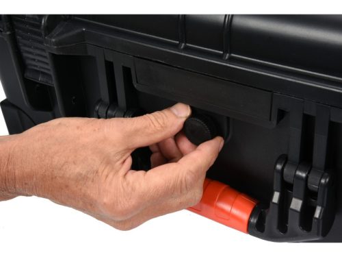 YATO Kerekes szerszámkoffer habszivacs betéttel 569 x 351 x 229 mm