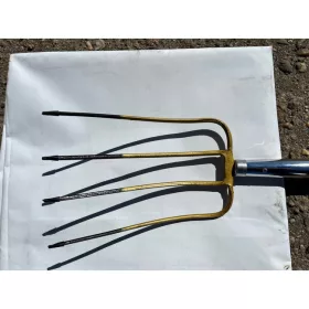 Vasvilla 4 ágú felületi sérült