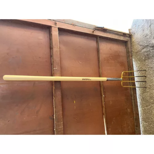 Vasvilla 4 ágú felületi sérült